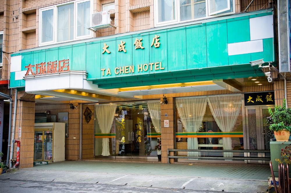 Day Chen Hotel Yilan Exterior photo