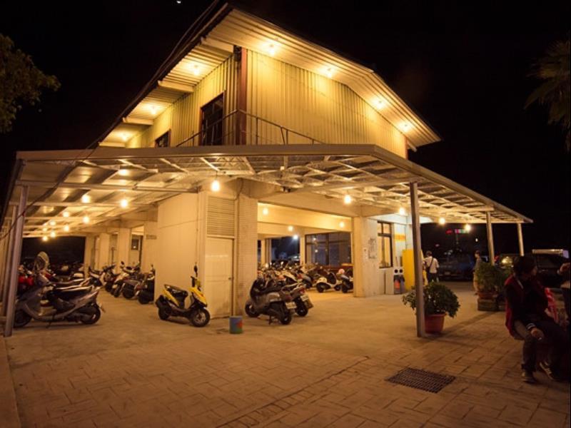 Day Chen Hotel Yilan Exterior photo