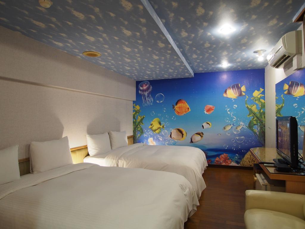 Day Chen Hotel Yilan Exterior photo