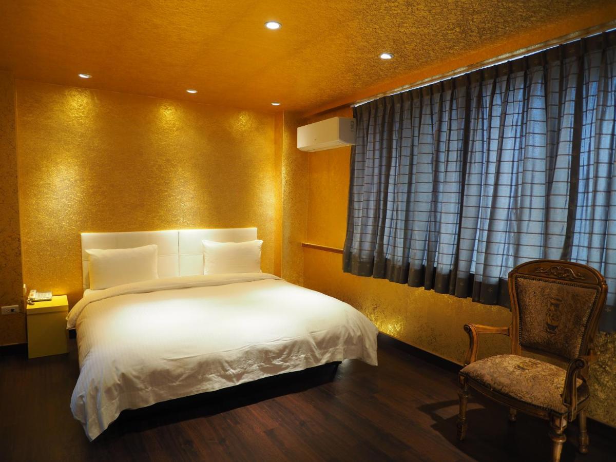Day Chen Hotel Yilan Exterior photo