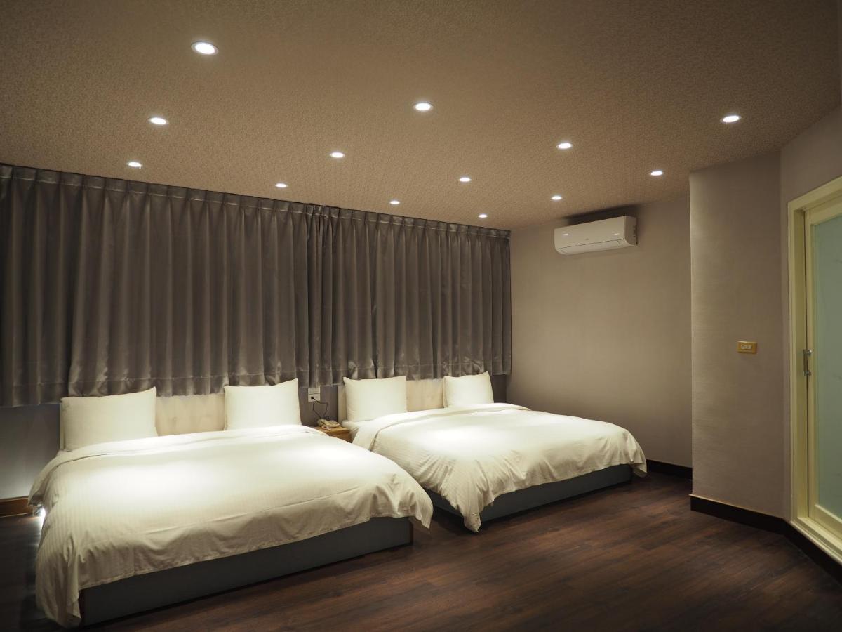 Day Chen Hotel Yilan Exterior photo
