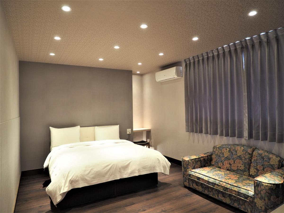 Day Chen Hotel Yilan Exterior photo